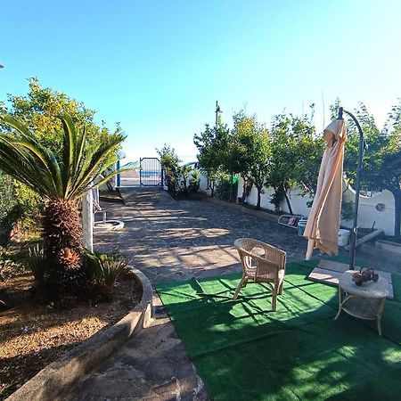 Monolocale Tirreno Studio Seafront Formia Eksteriør billede