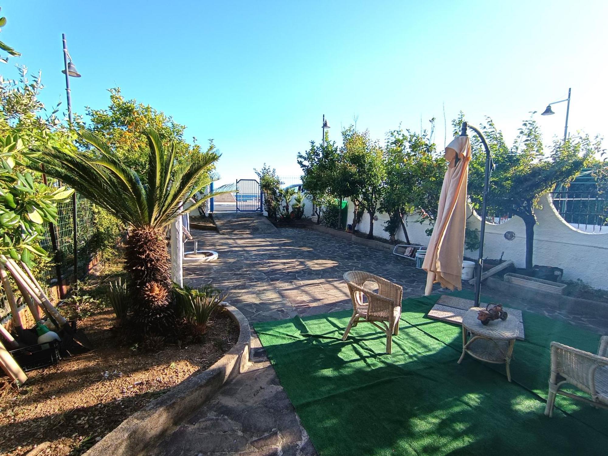 Monolocale Tirreno Studio Seafront Formia Eksteriør billede