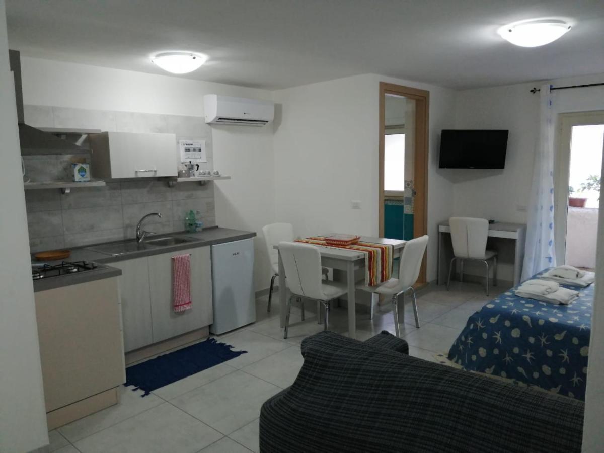 Monolocale Tirreno Studio Seafront Formia Eksteriør billede